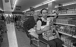 South Side News: Two minute shopping spree at Shawland Co-op. 24th March 1983.
