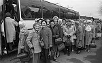 South Side News: Merrylee Parish Church Jubilee Club bus trip to Ayr. 3rd May 1983.